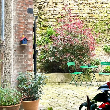 Studio Renove Et Tres Fonctionnel, Marly-Le-Roi Eksteriør billede
